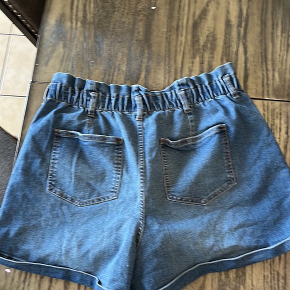 No Boundaries shorts sz 15/17 XL - Picture 2 of 3